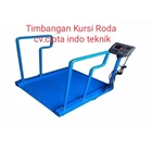 Wheelchair Scales Sayaki Brand Capacity 500 Kg x 0.1 kg 2